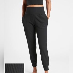 Athleta Salutation Ribbed Jogger. Medium Tall Black Pants EUC